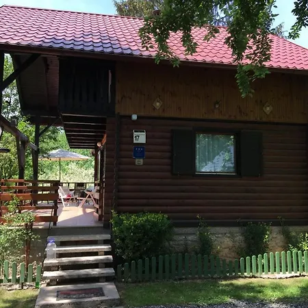 Slap Na Kupi Chaletu